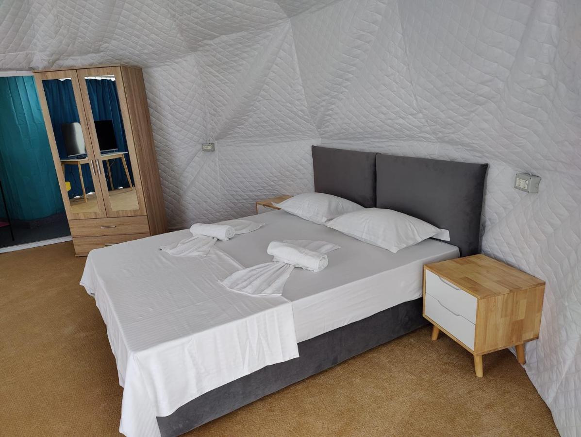 Готель Glamping By The Sea Неводарі Екстер'єр фото
